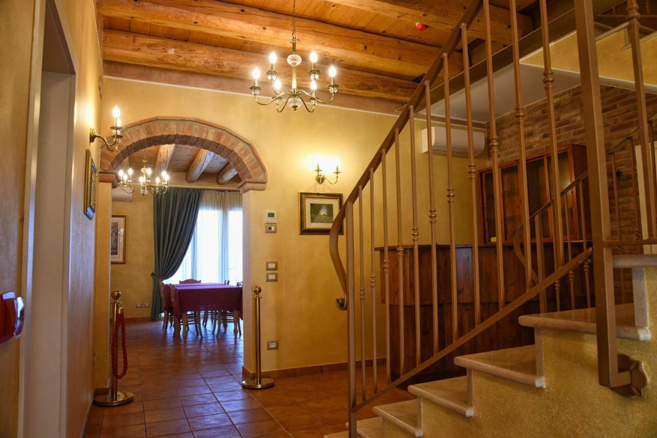 Agriturismo Corte Benetti ロヴィーゴ エクステリア 写真